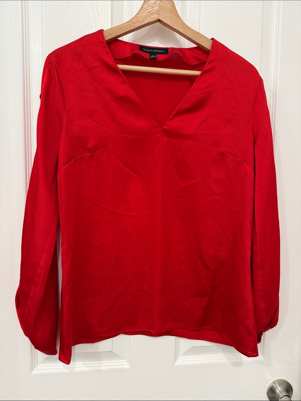 Banana Republic Bright Red V-Neck Long Sleeve Blouse